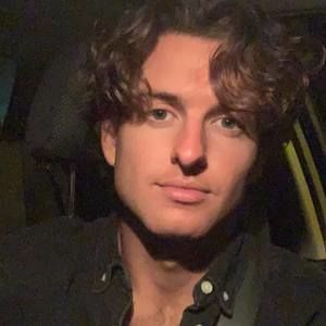 Meet your Posher, Cameron